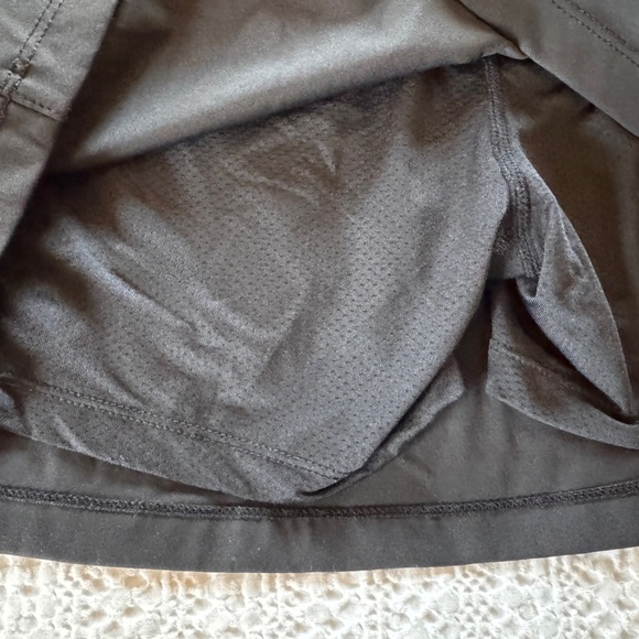 G Gradual Women's Black Athletic Skort with pockets tennis skirt golf skirt - Picture 4 of 5